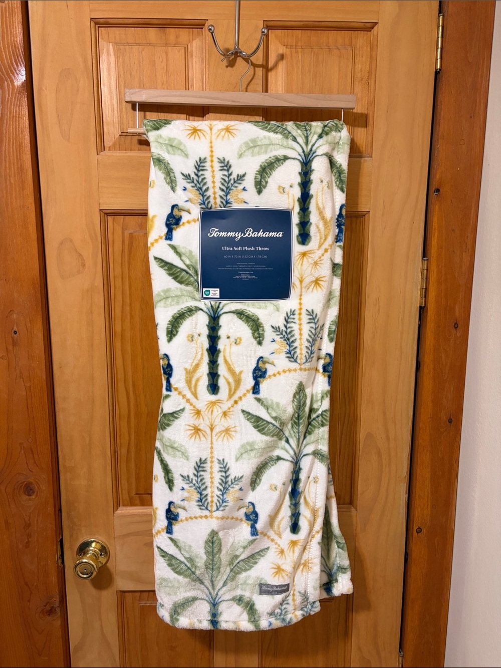 Tommy Bahama Ivory, Green, Gold & Blue Tropical Plush Throw
